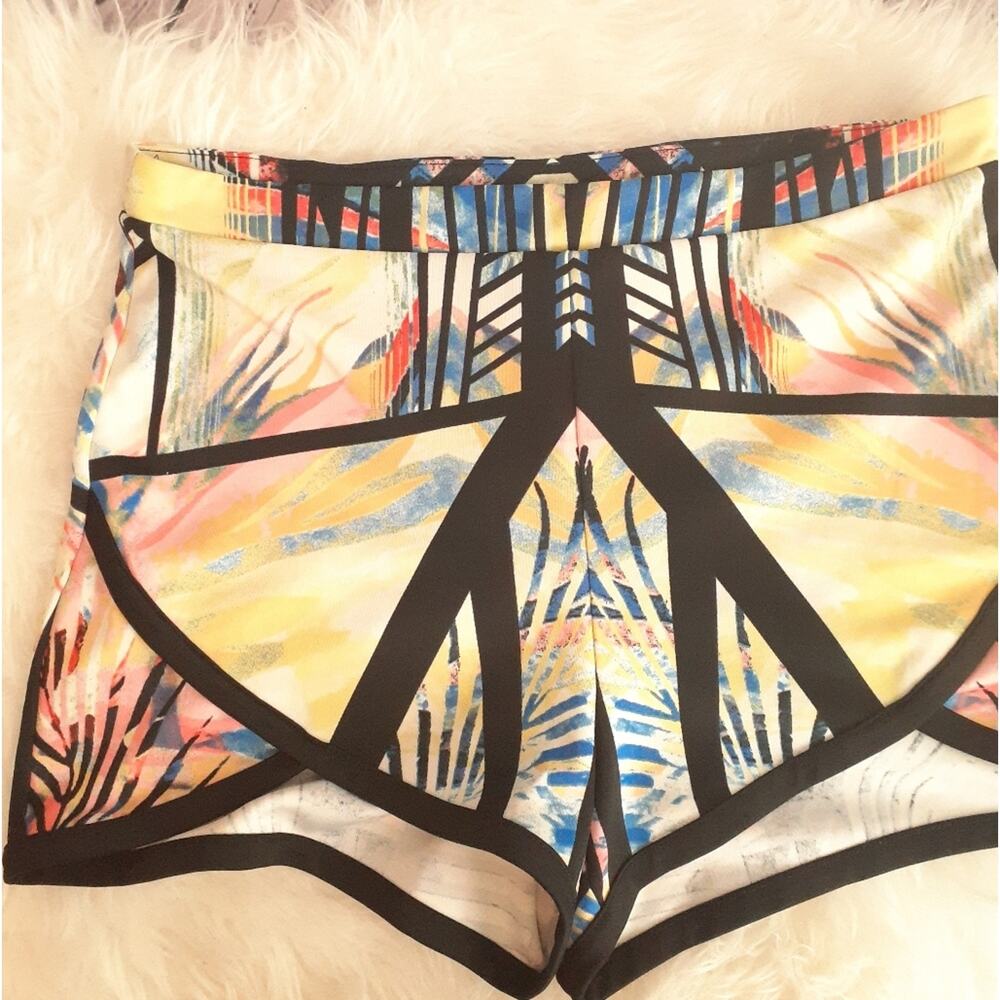 MATERIAL GIRL Geometric Multicolored Abstract Art Cage Shorts Festival Sz: L - Picture 4 of 12
